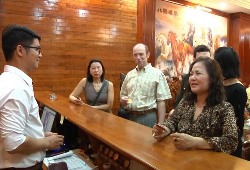 هتل Khách Sạn Mỹ Ngọc