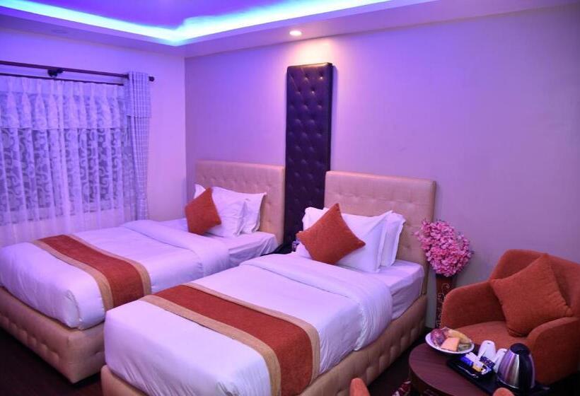 Hotel Marinha Airport