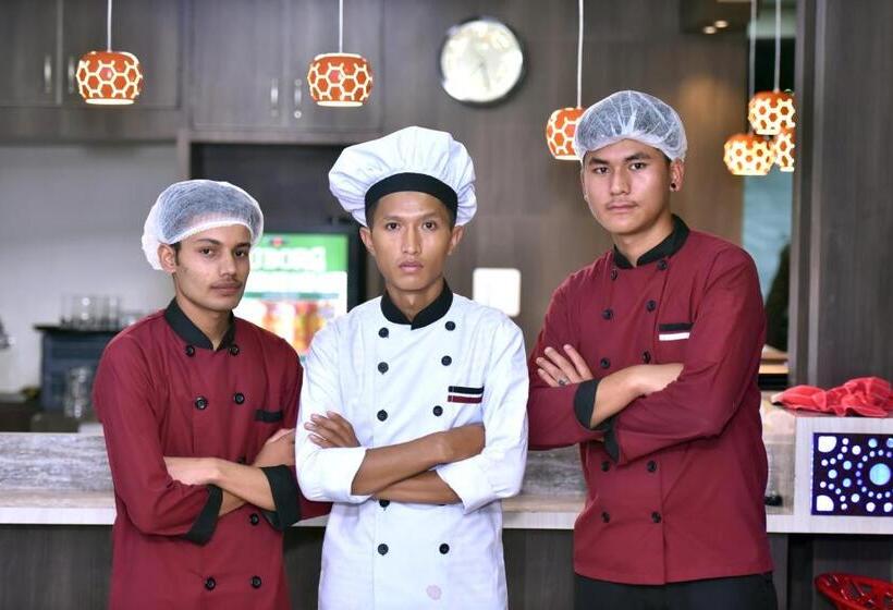 Hotel Marinha Airport