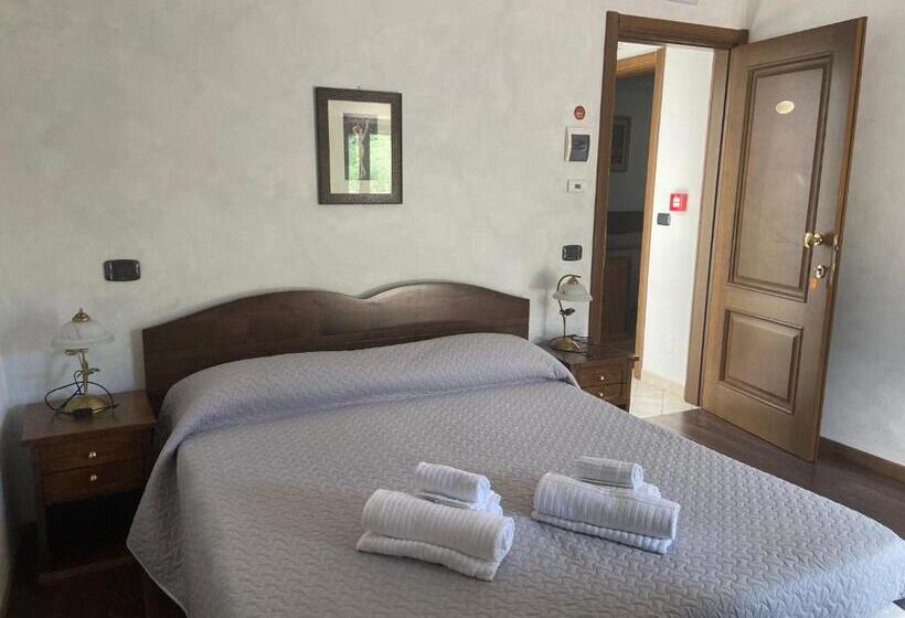 בית מלון כפרי River