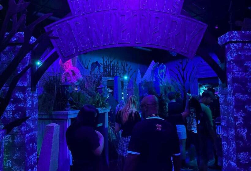 فندق The Lodge B&b