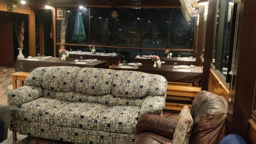 فندق The Lodge B&b