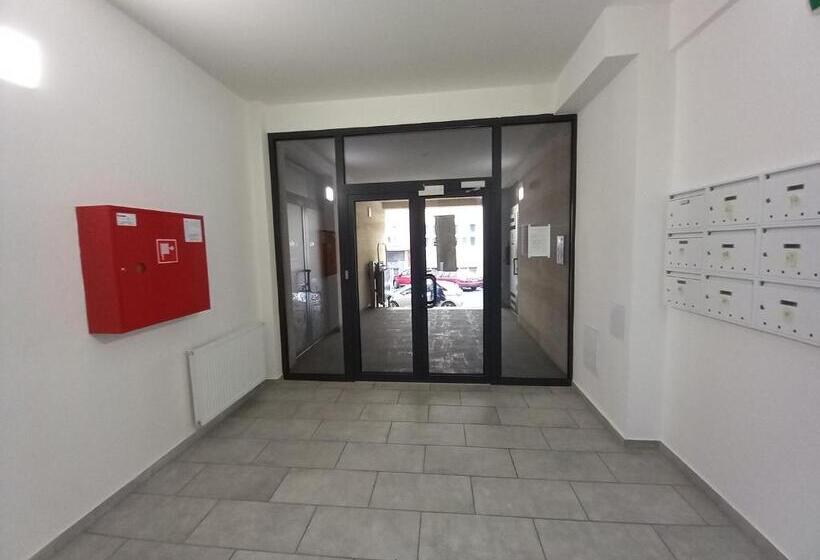 پانسیون Entrez Apartments 4 City Centre