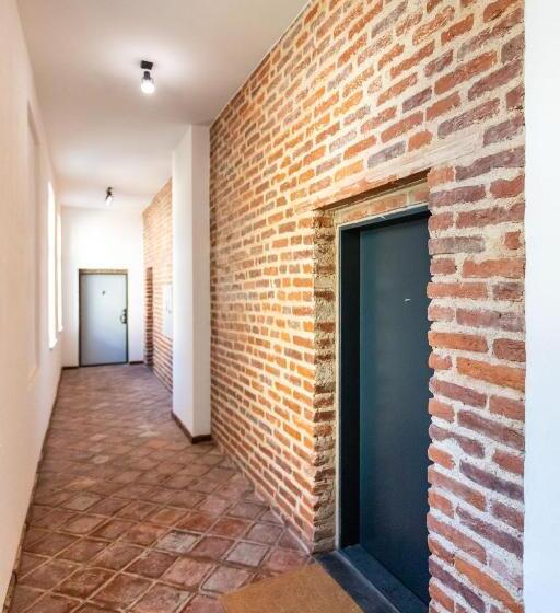 پانسیون Entrez Apartments 4 City Centre