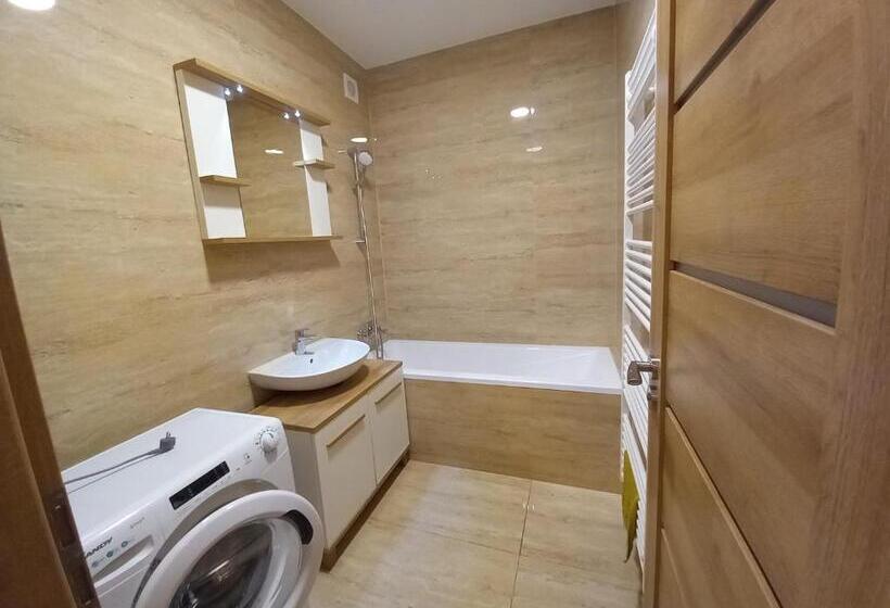 پانسیون Entrez Apartments 4 City Centre