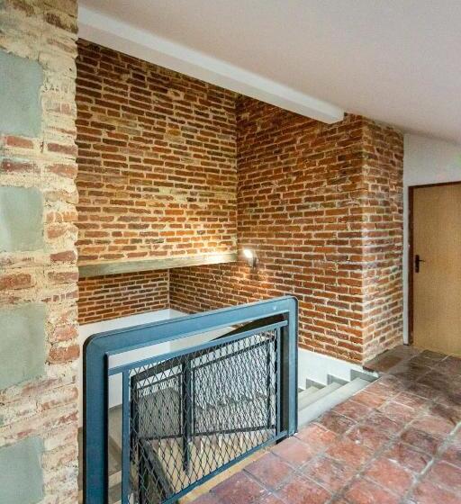 پانسیون Entrez Apartments 4 City Centre