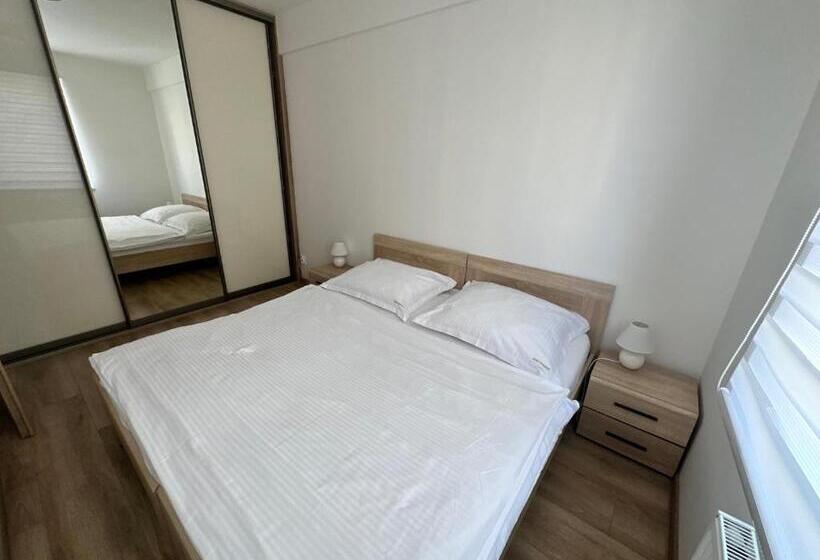 پانسیون Entrez Apartments 4 City Centre