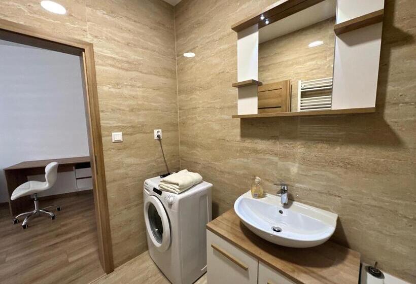 پانسیون Entrez Apartments 4 City Centre