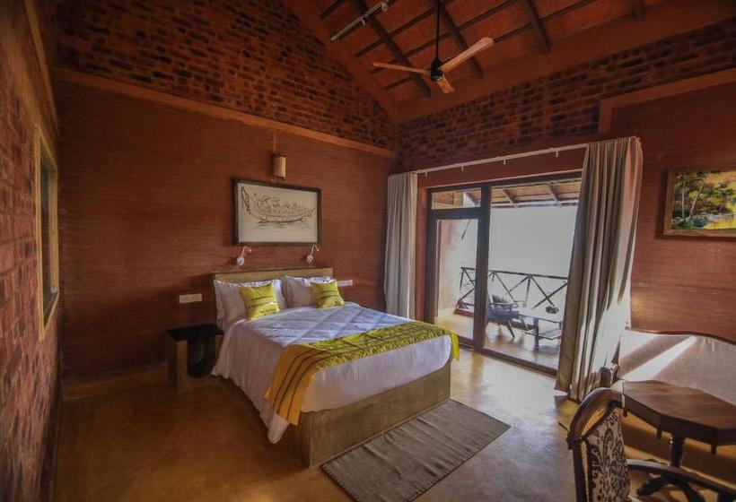 استراحتگاه Amara Ayurveda Retreat  Overlooking Evergreen Western Ghats An Ecologically Sustainable Living Space