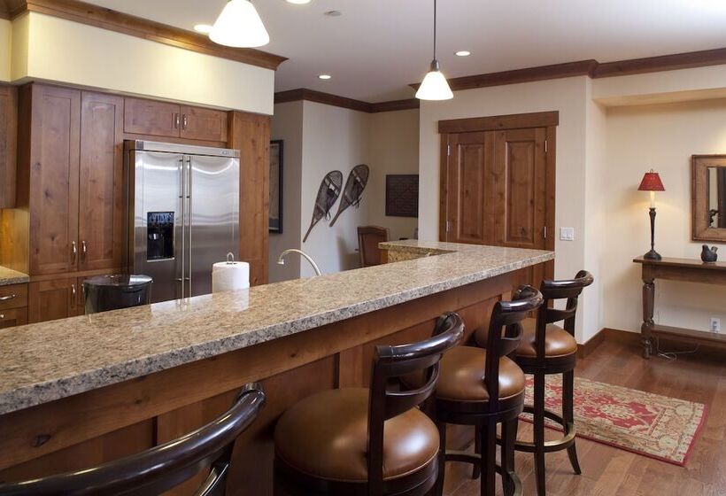 Countryside At Snowmass Coraltree Residence Collection