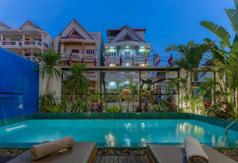 Отель Baahu Villa