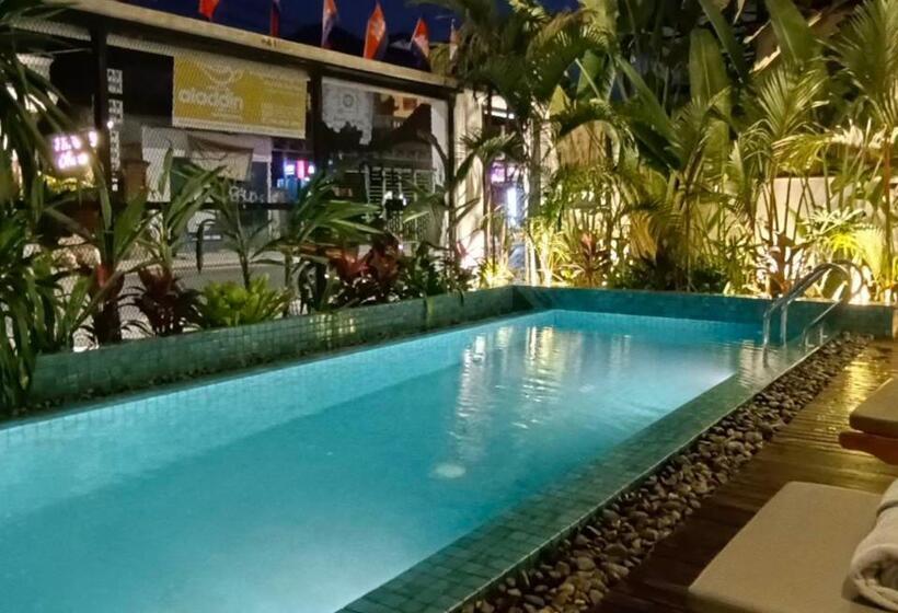 Отель Baahu Villa