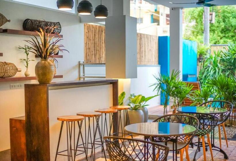 Отель Baahu Villa