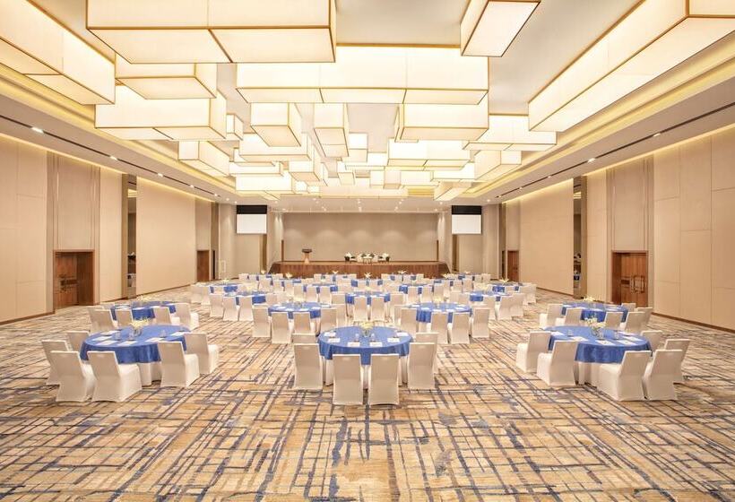 فندق Hyatt Regency Thrissur