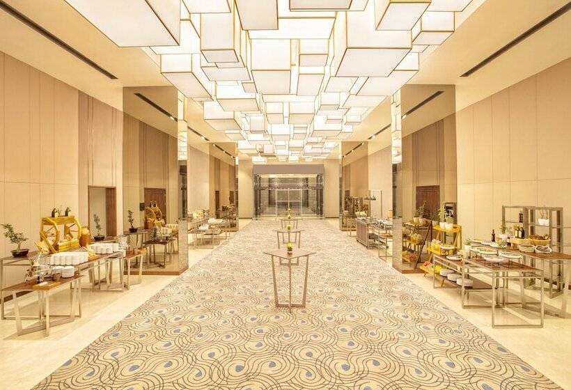 فندق Hyatt Regency Thrissur