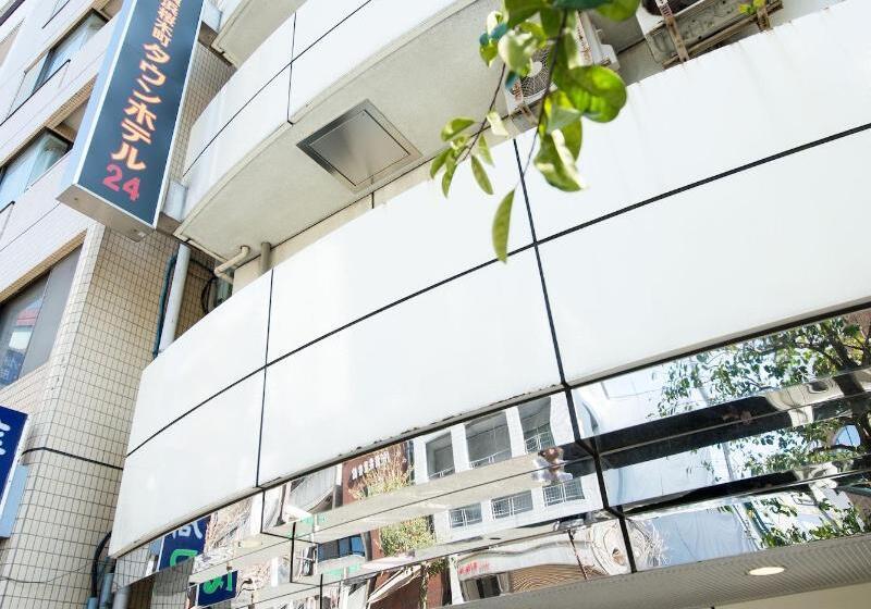 בית מלון כפרי Yokohama Sakuragicho Town