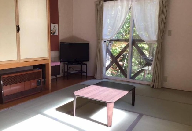 بنسيون Merry King's