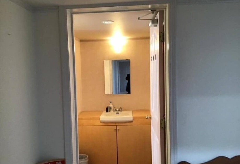 بنسيون Merry King's