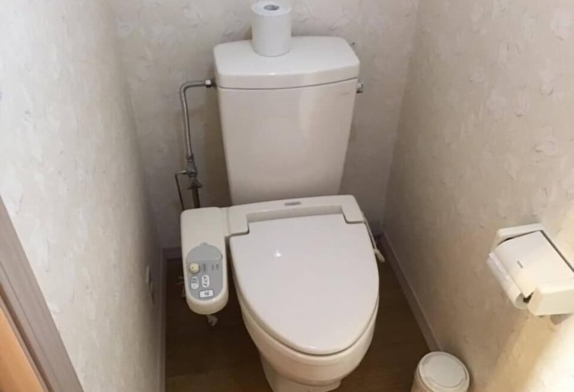 بنسيون Merry King's