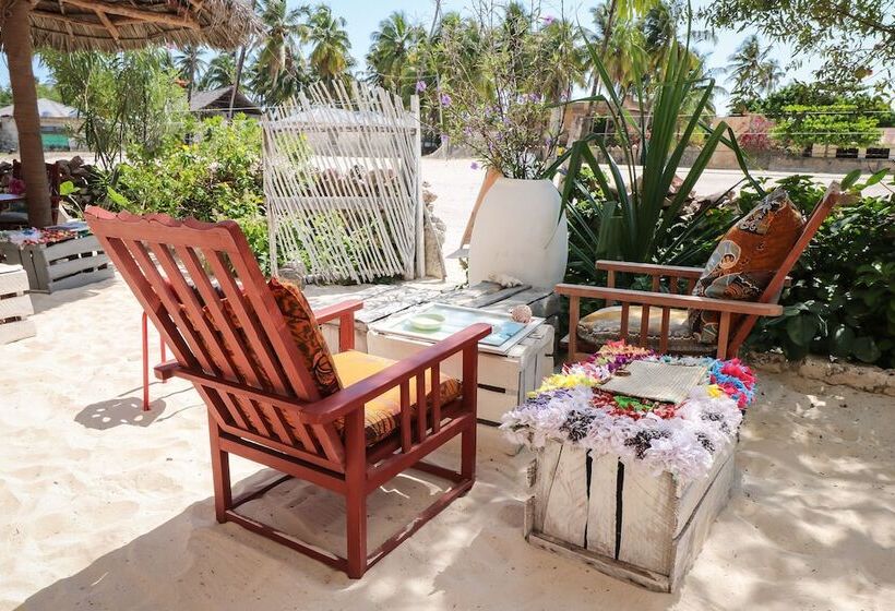 بنسيون Yellow Card Apartment & Bungalow