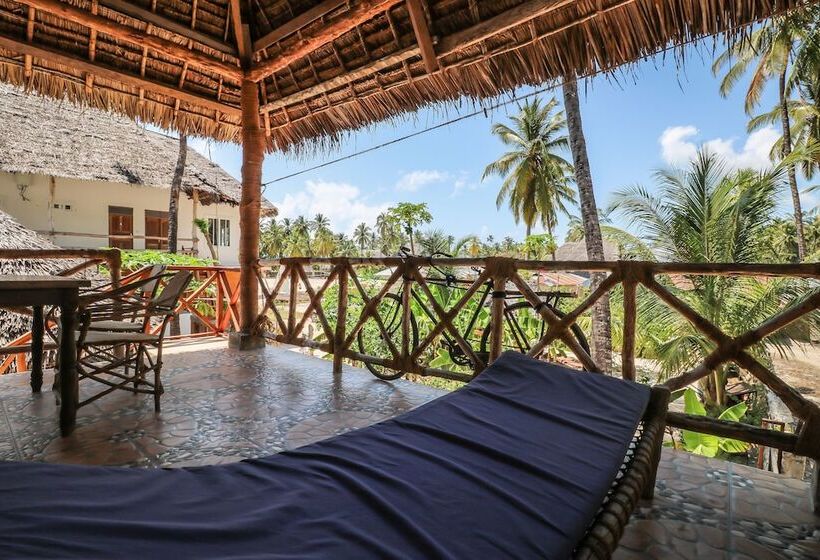 بنسيون Yellow Card Apartment & Bungalow