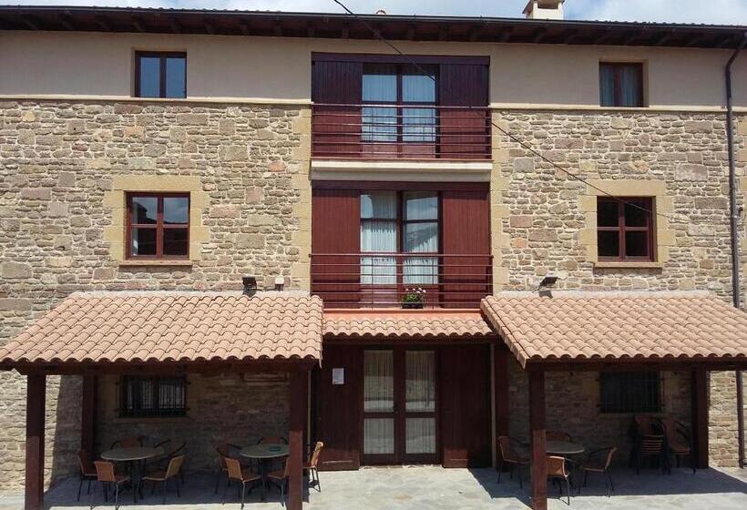 فندق صغير Hospedería Prepirineo