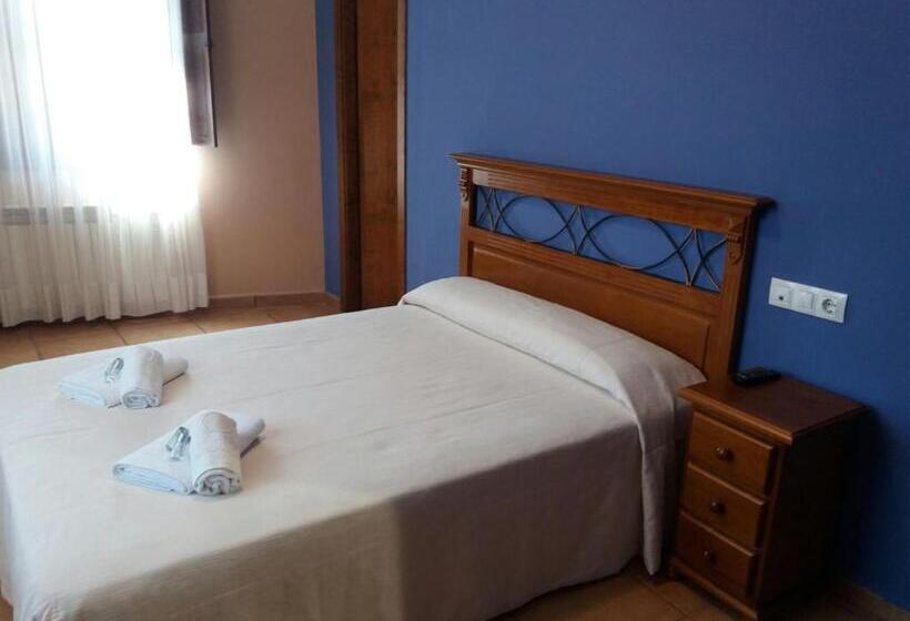 فندق صغير Hospedería Prepirineo