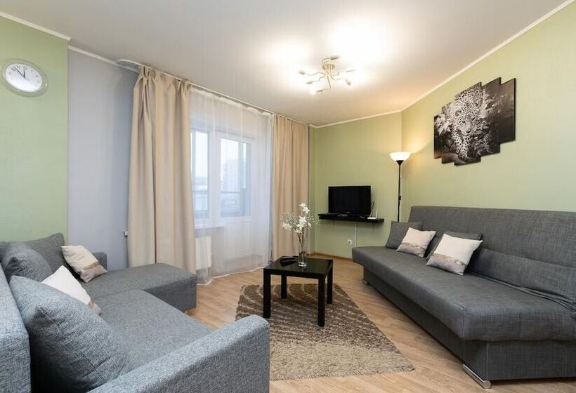 Apartment Etazhydaily Soyuznaya Shchorsa