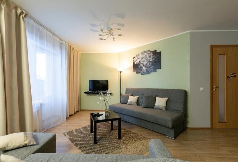 Apartment Etazhydaily Soyuznaya Shchorsa