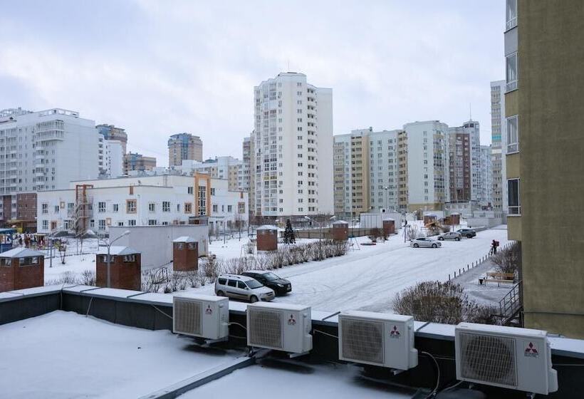 Apartment Etazhydaily Soyuznaya Shchorsa