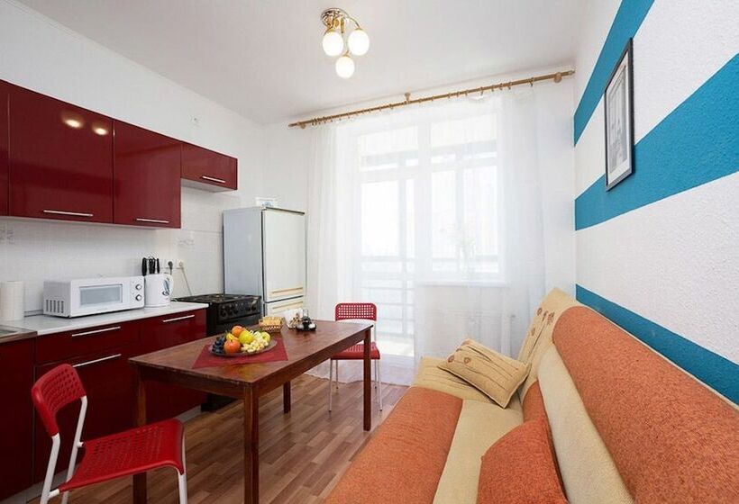 Apartment Etazhydaily Soyuznaya Shchorsa