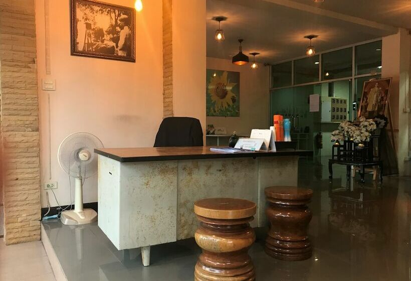 فندق Areechon Apartment