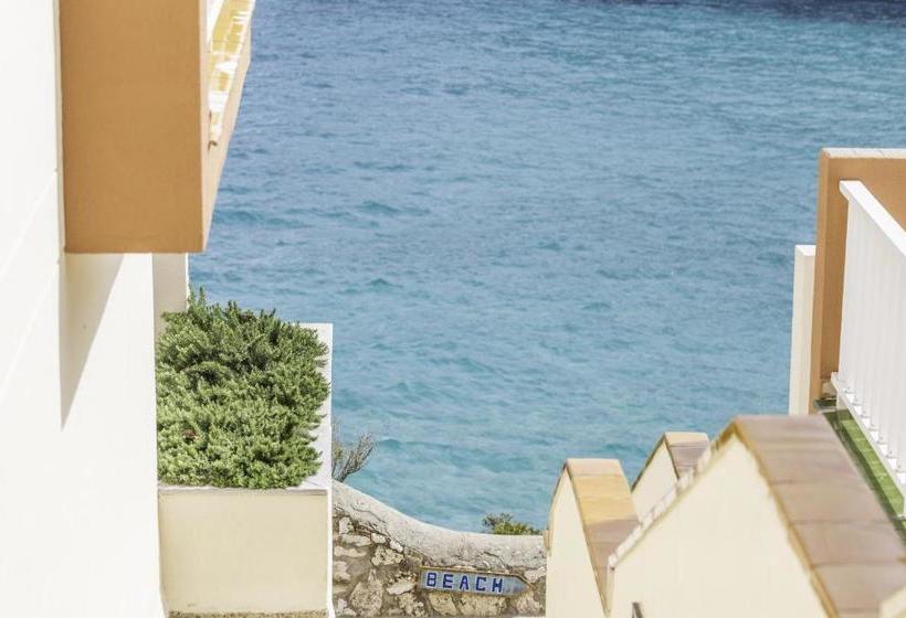 Отель Blau Punta Reina Junior Suites