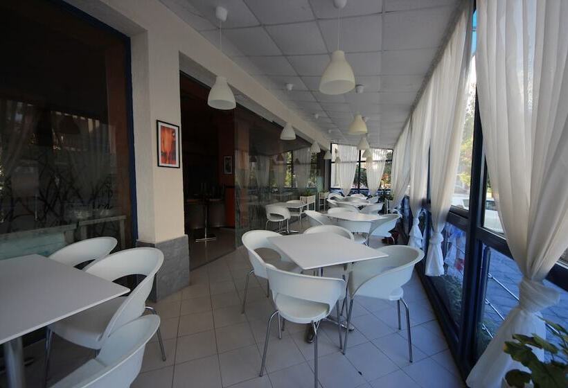 Menada Apartments In Rainbow 1 Complex