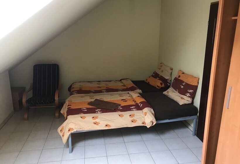 Пансион Monastyr Apartments