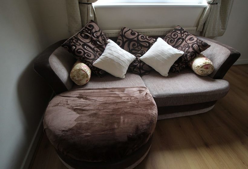 Tongwynlais Cottage By Cardiff Holiday Homes