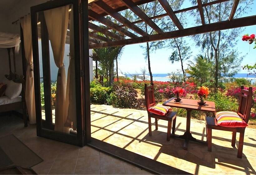 Villa Paradise On The Ocean