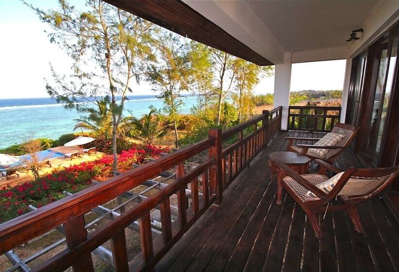 Villa Paradise On The Ocean