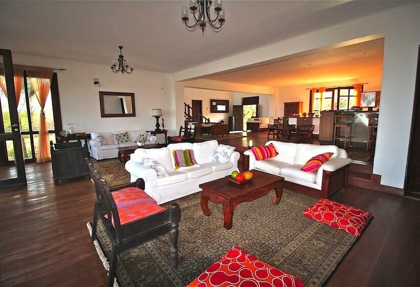 Villa Paradise On The Ocean