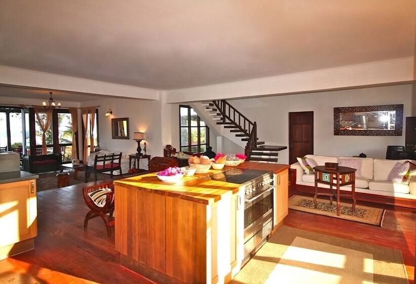 Villa Paradise On The Ocean