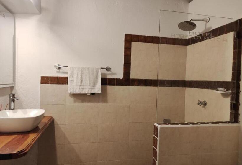 فندق Nieto Mompox, Ubicado En El Corazón Del Centro Histórico, Frente Al Rio Magdalena En Zona De Malecón