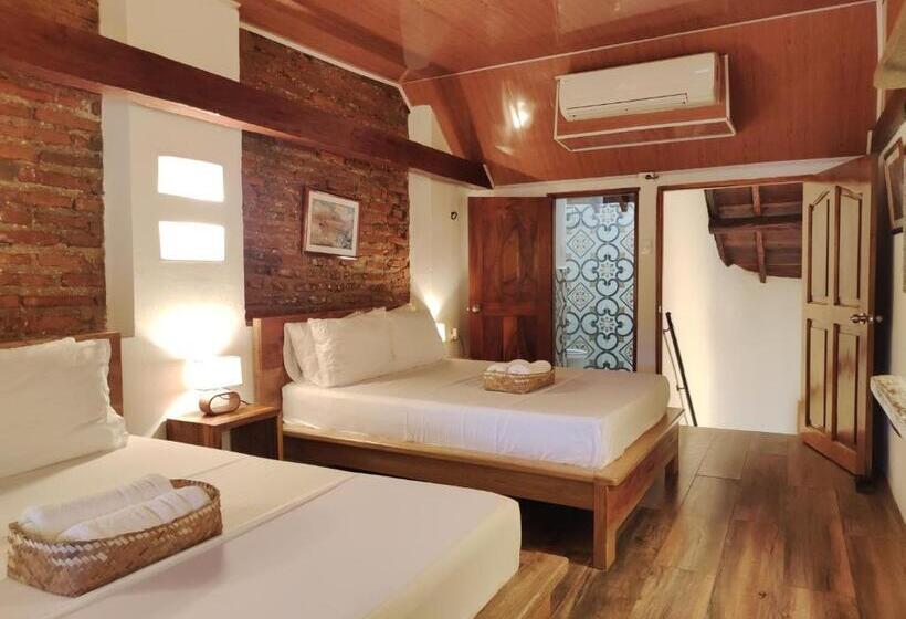 فندق Nieto Mompox, Ubicado En El Corazón Del Centro Histórico, Frente Al Rio Magdalena En Zona De Malecón