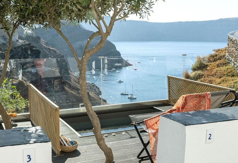 Pearl Of Caldera Oia Boutique Hotel By Pearl Hotel Collection
