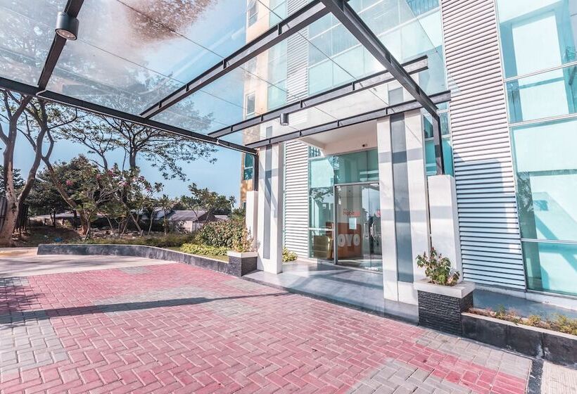 ホテル The Habitat By Oyo Rooms