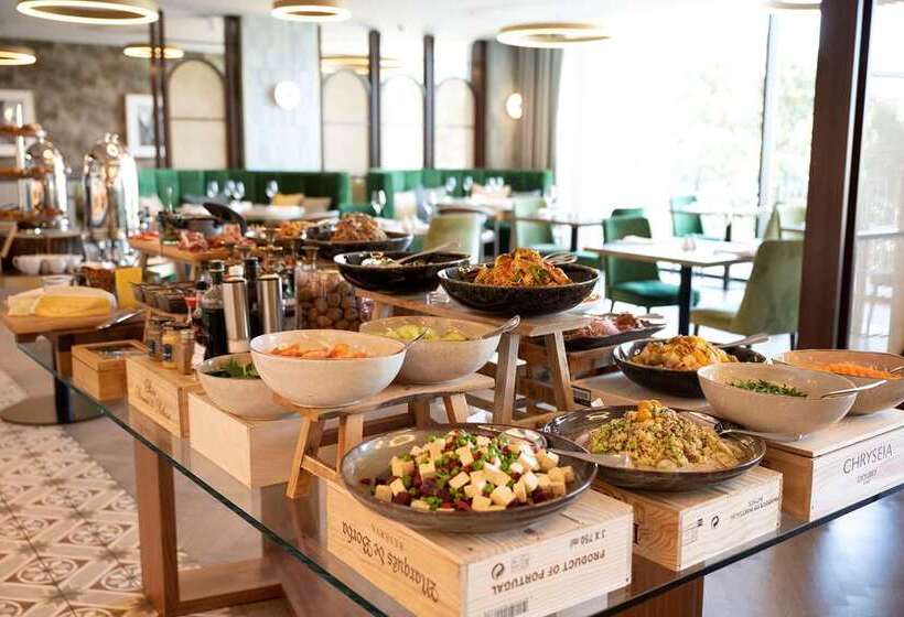 Boeira Garden Hotel Porto Gaia, Curio Collection By Hilton