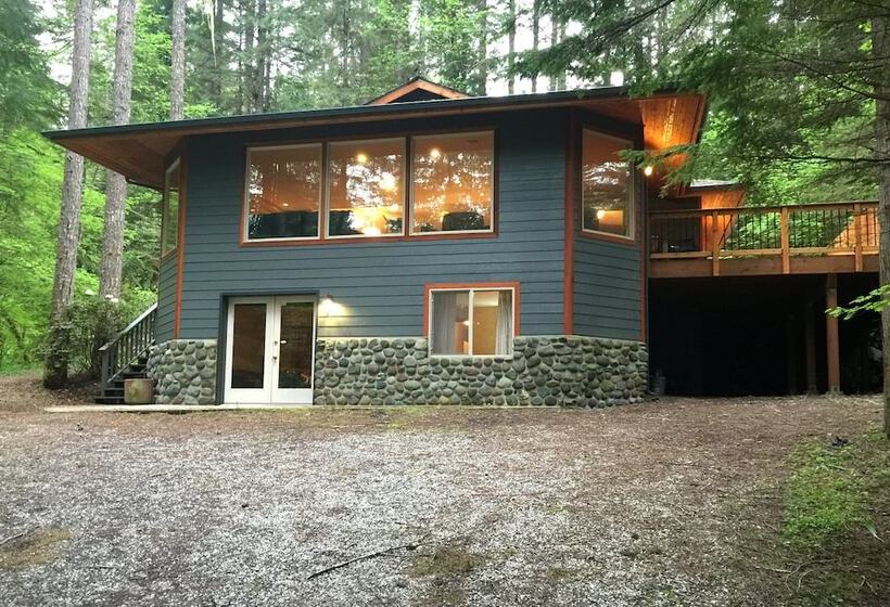 29sl   Hot Tub   Sauna   Bbq   Shuffle Board   Sleeps 11