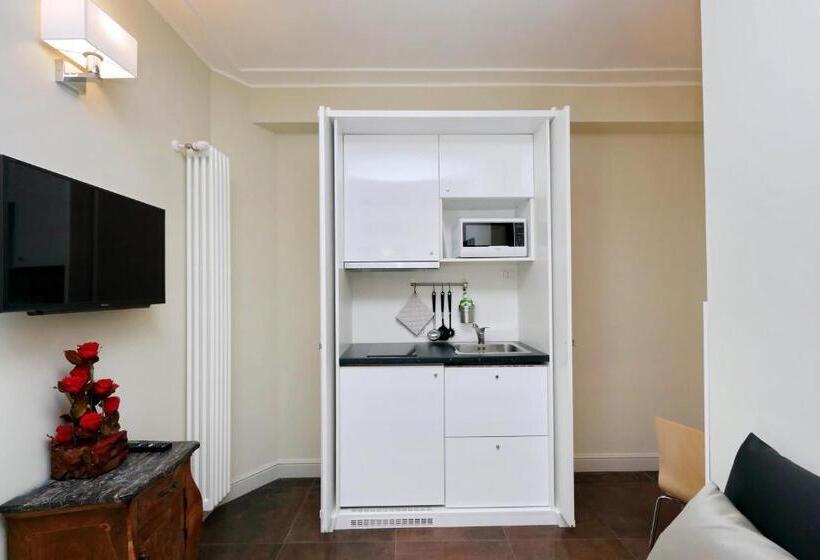 צימר Piazza Venezia Grand Suite