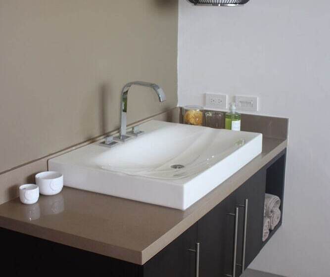 Bella Luna   Luna 33