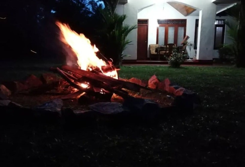 Cocos Villa Hikkaduwa