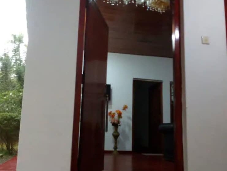 Cocos Villa Hikkaduwa